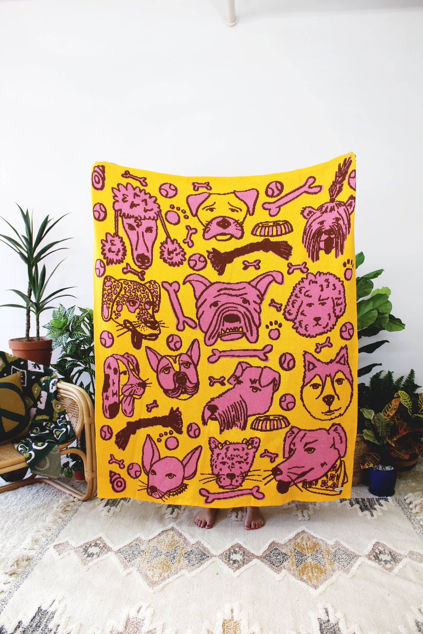 WOOF! Dog Knit Blanket