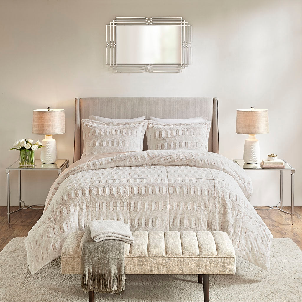 OEKO-TEX Certified Long Faux Fur Comforter Set in Blush