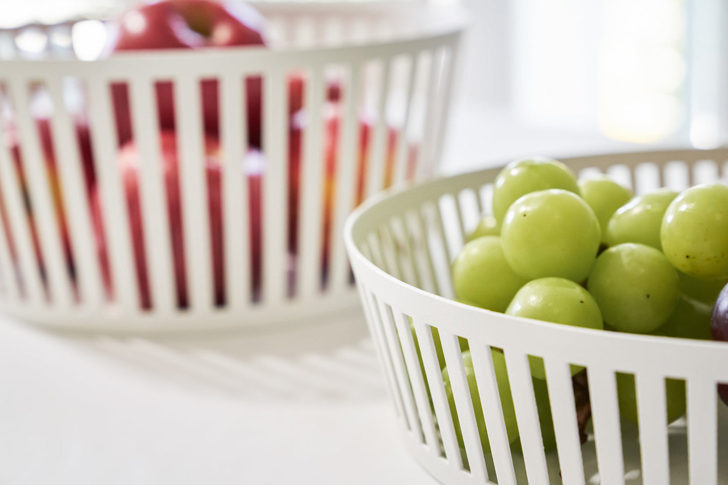 Tower Striped Steel Fruit Basket in White
