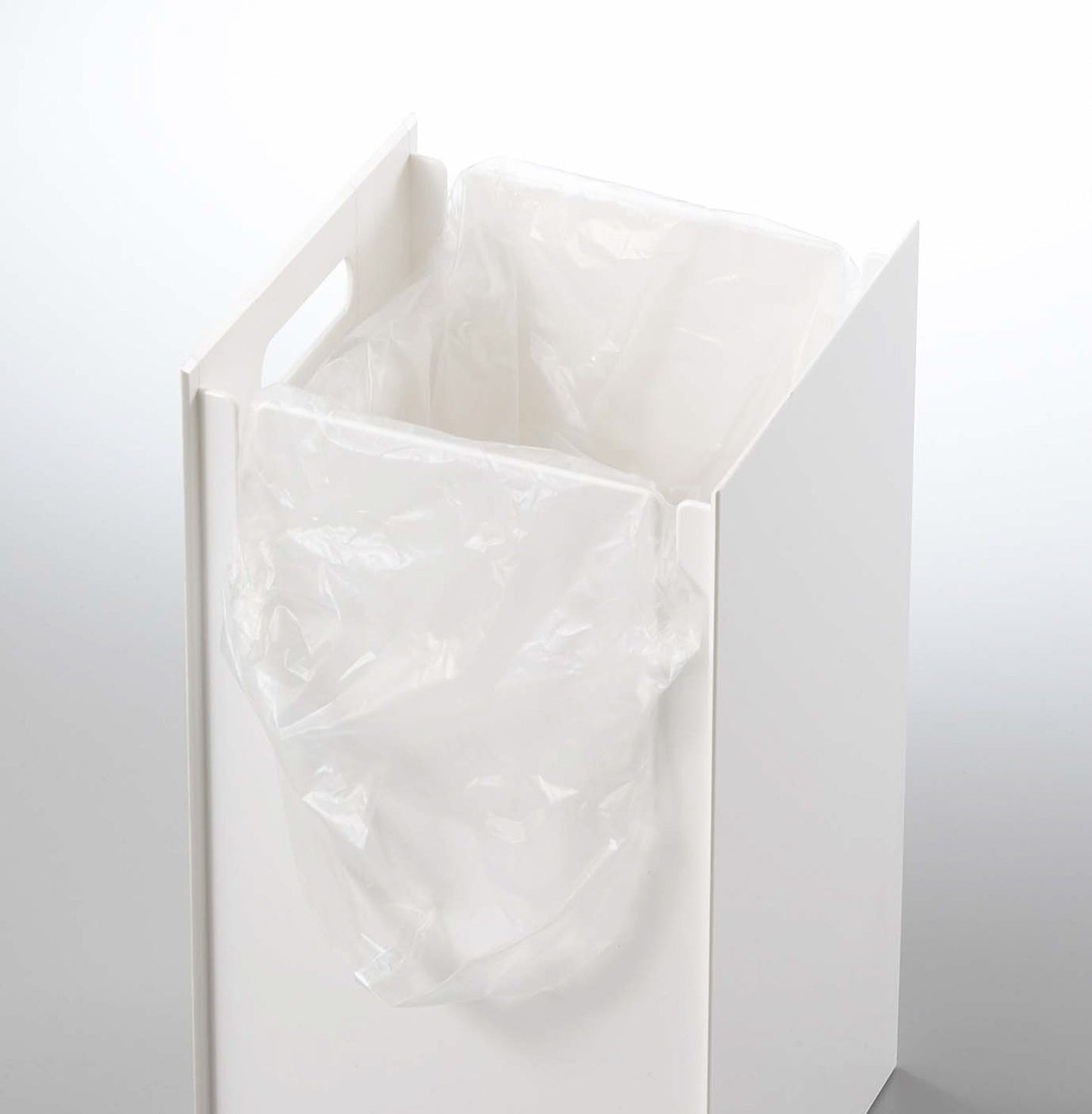 Veil Square Trash Can