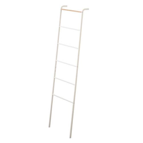 Tower Leaning Ladder Rack in White/Natural